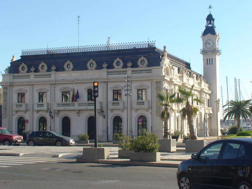 Coroa Malvarrosa Valenza Esterno foto